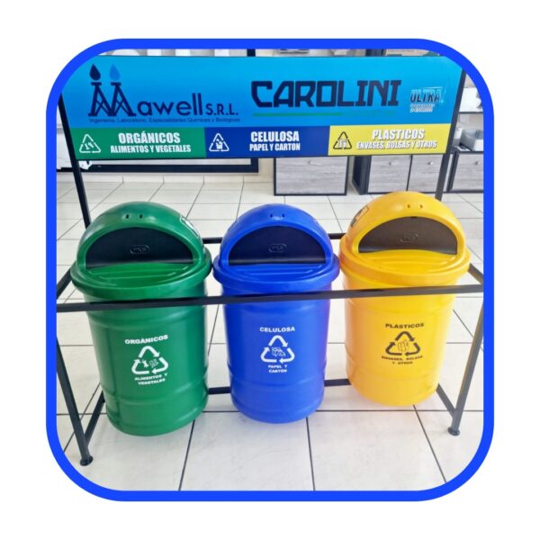 Estación de reciclaje con contenedores arturitos de 50L.